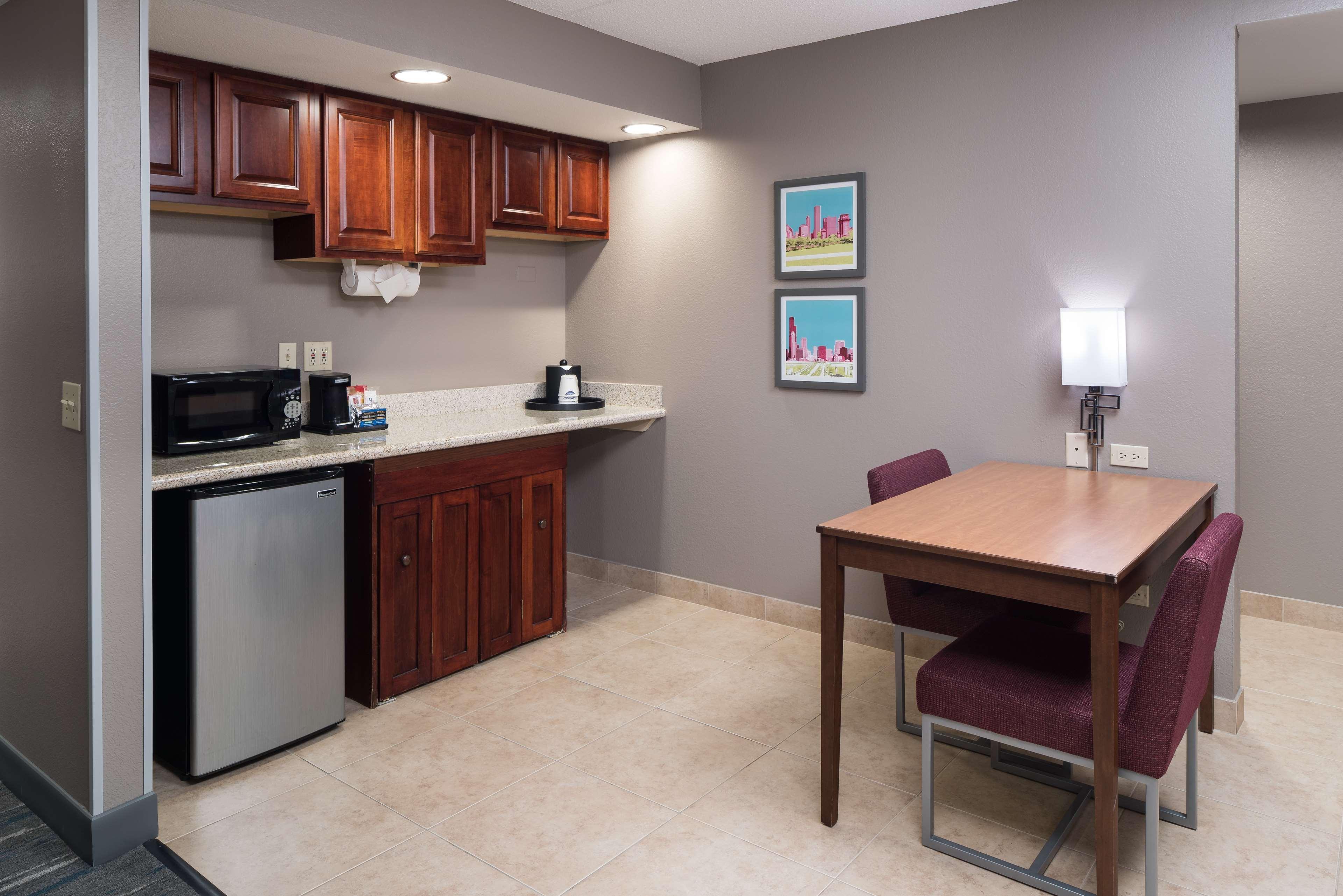 Hampton Inn & Suites Chicago North Shore Skokie Exterior foto
