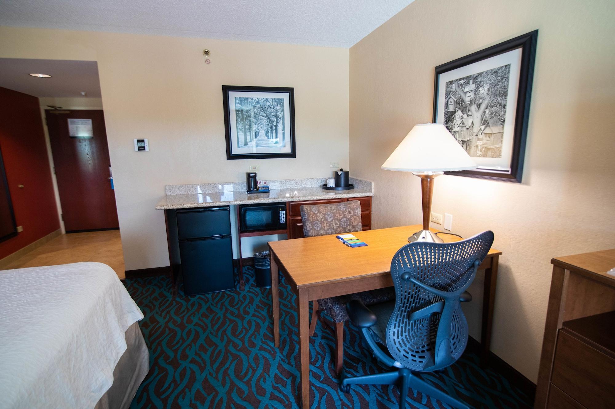 Hampton Inn & Suites Chicago North Shore Skokie Exterior foto